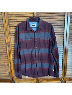 Astrname Men's Casual Button Up Flannel Shirt - 2 Pocket Striped - Size Large